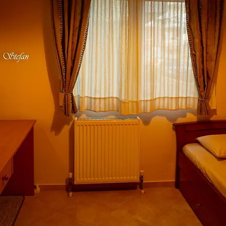 Stefan's House شقة *